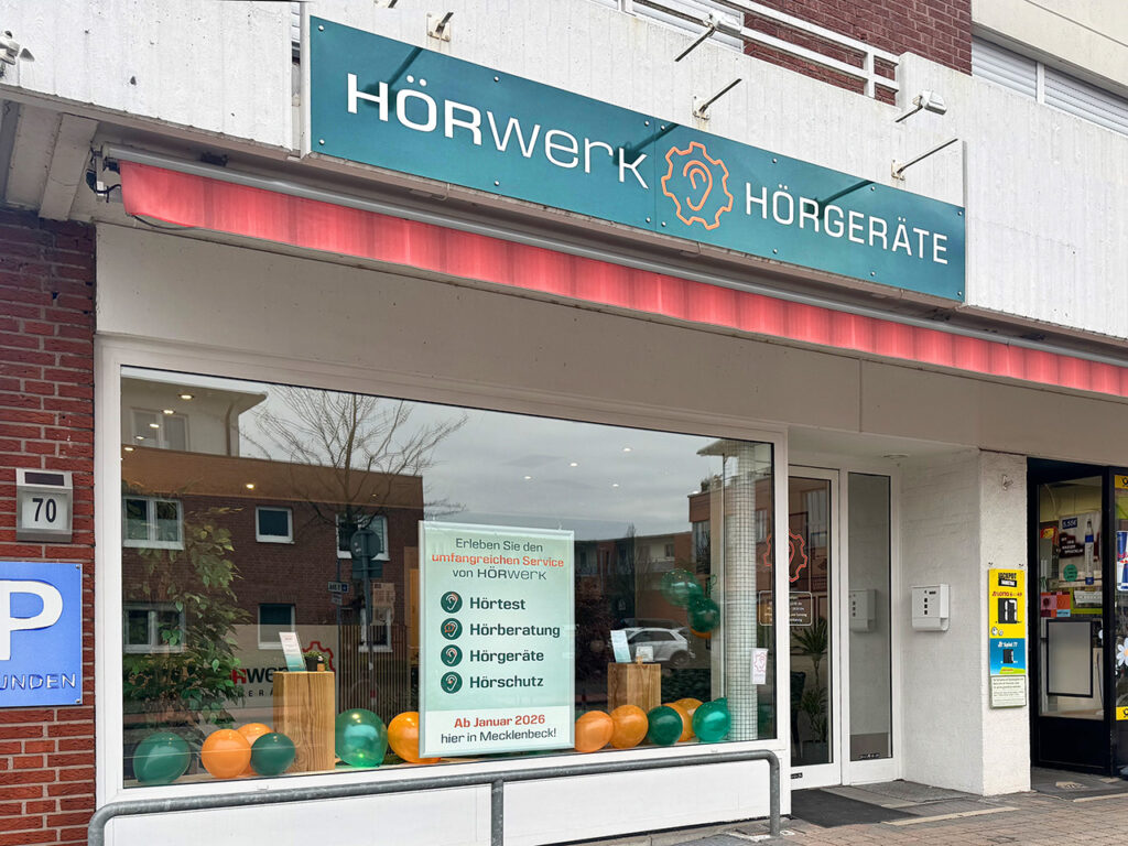 Außenansicht des Ladenlokals des Hörakustikers Hörwerk in Mecklenbeck bei Münster